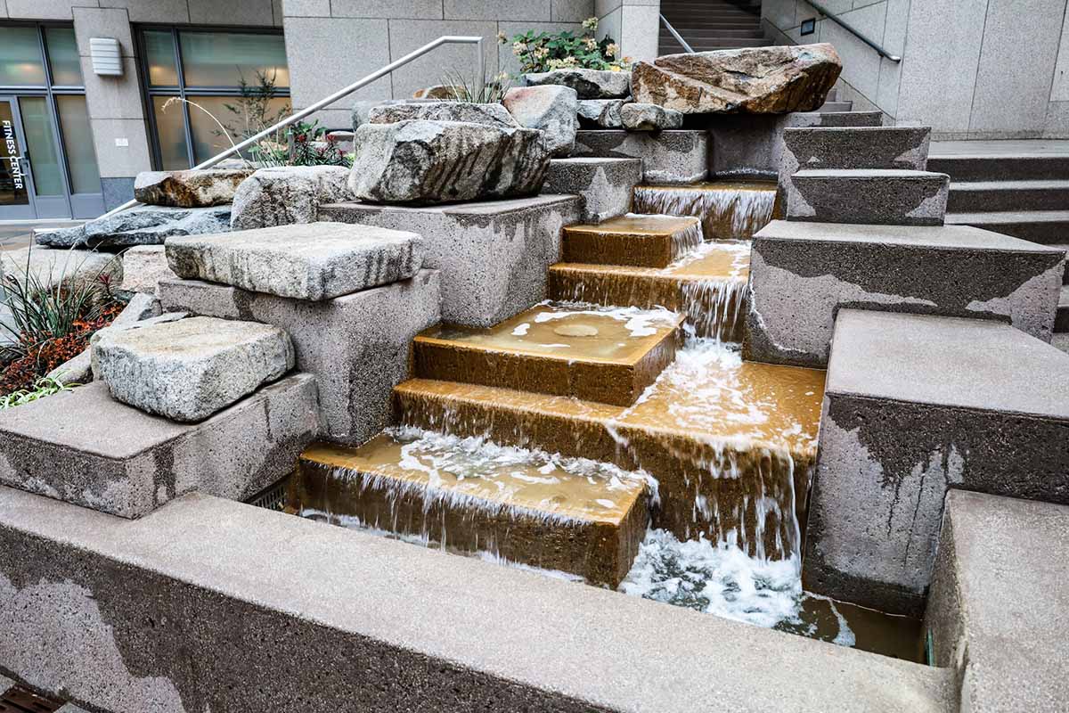 Two Union Square courtyard restoration water feature